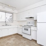26_greystone_crescent_MLS_HID838189_ROOMkitchen2