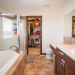 24. Ensuite – Master 2